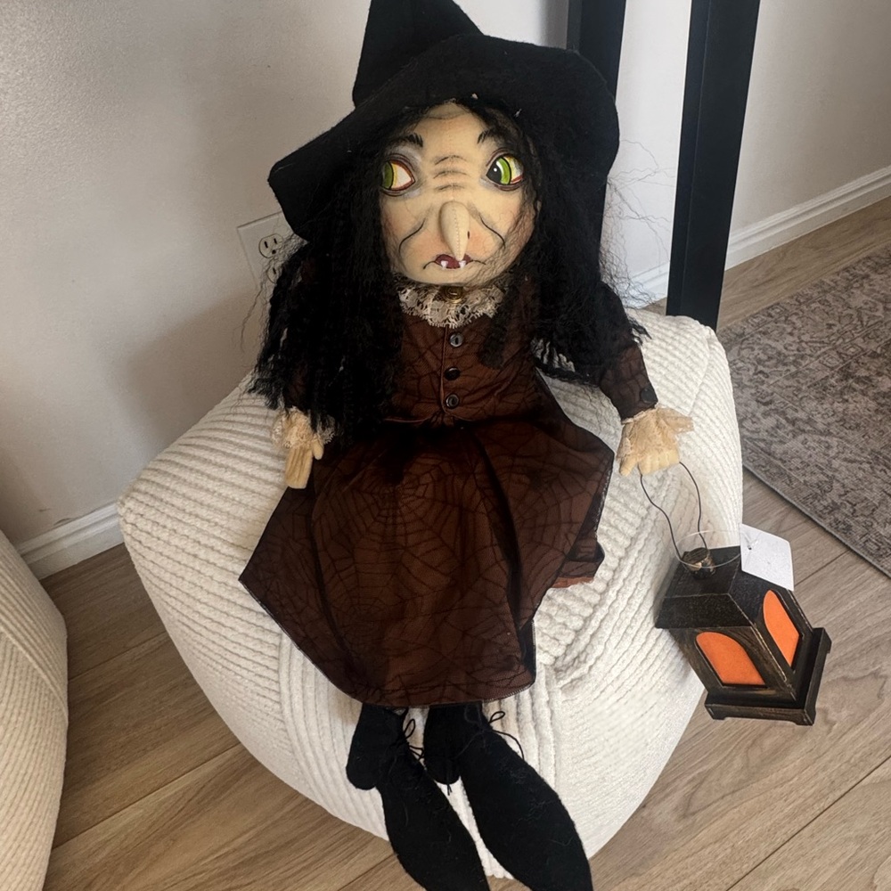 Joe Spencer Ebony Witch NWT